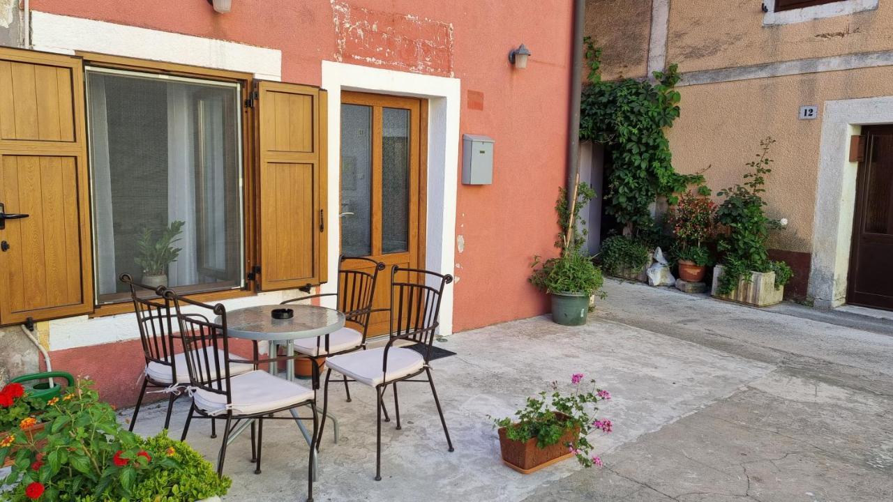 Apartman Ivo Apartamento Novigrad Istria Exterior foto